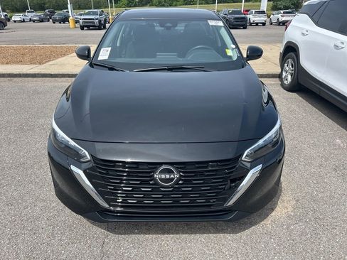 Used 2025 Nissan Sentra S FWD image 2