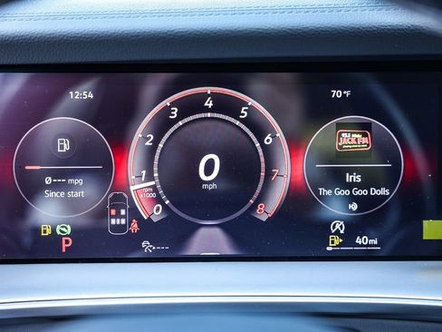 New 2026 Volkswagen Tiguan SE image 34