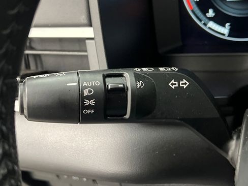 Used 2024 Mitsubishi Outlander SE image 51