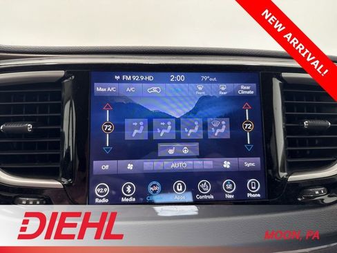 Used 2019 Chrysler Pacifica Touring-L w/ Advanced Safetytec Group image 30