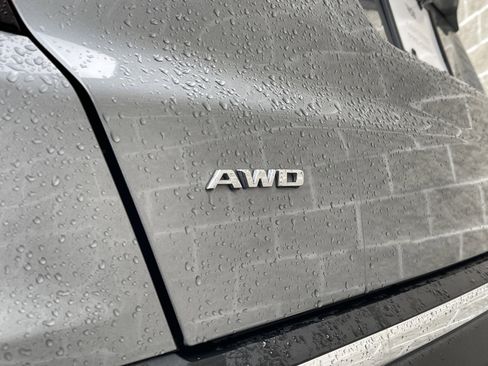 Certified 2025 Cadillac XT5 Premium Luxury image 12