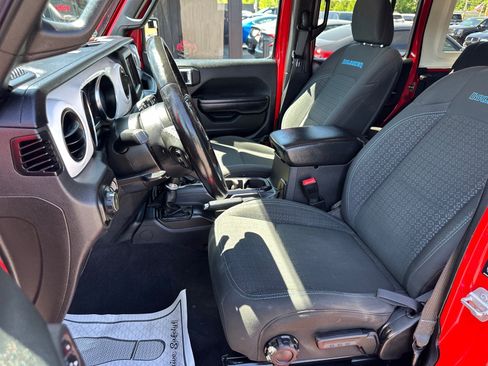 Used 2021 Jeep Wrangler Unlimited Sport AWD/4WD image 22