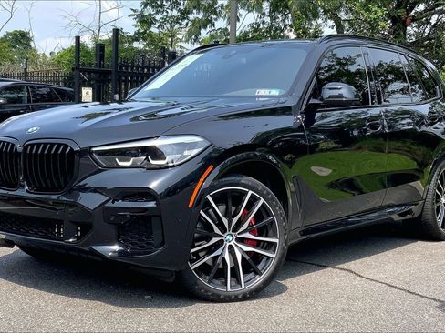 Used 2023 BMW X5 xDrive40i w/ M Sport Package AWD/4WD image 1