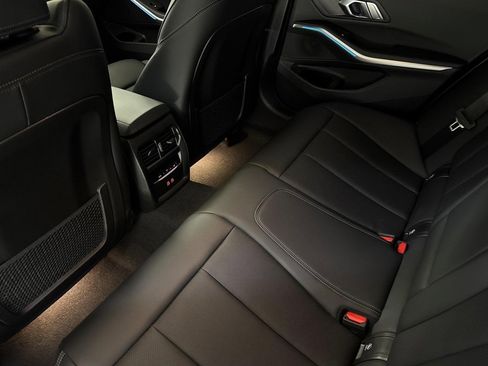 Used 2023 BMW 330i Sedan w/ Convenience Package image 26