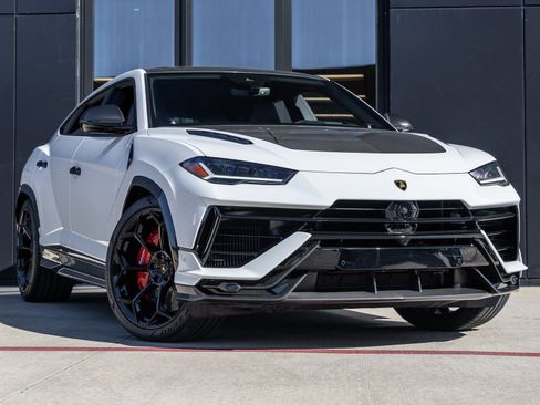 Used 2024 Lamborghini Urus Performante image 2