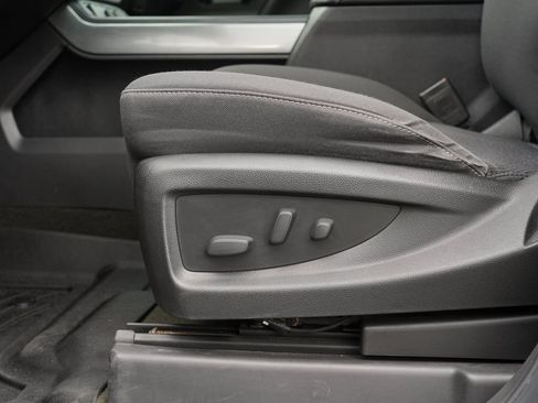 Used 2018 Chevrolet Silverado 1500 LT w/ All Star Edition AWD/4WD image 15