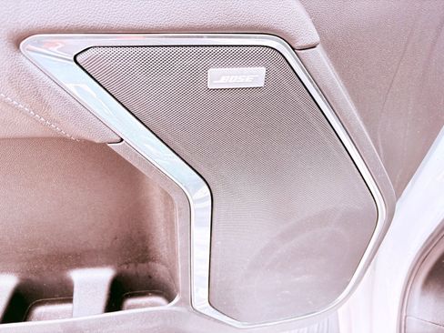 Used 2023 Chevrolet Silverado 1500 LTZ image 18