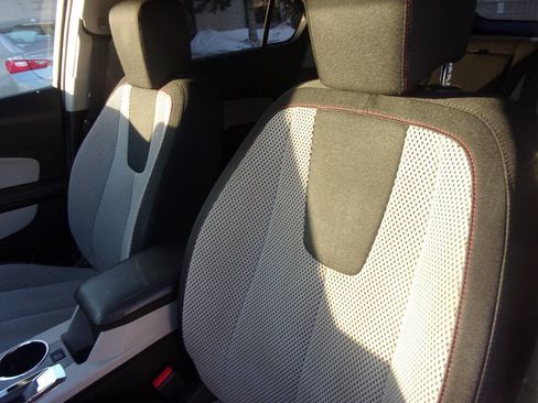 Used 2017 Chevrolet Equinox LS image 11