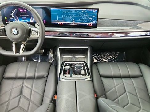 Used 2025 BMW 740i xDrive 740i xDrive w/ Executive Package image 20