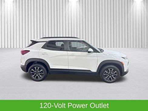 Used 2023 Chevrolet TrailBlazer ACTIV w/ Convenience Package image 5