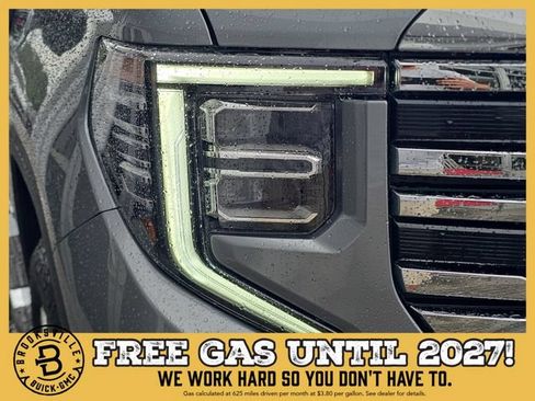 New 2026 GMC Sierra 1500 SLT w/ SLT Premium Plus Package AWD/4WD image 10