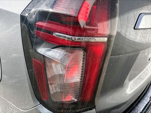 Used 2021 Chevrolet Tahoe High Country w/ Premium Package image 32