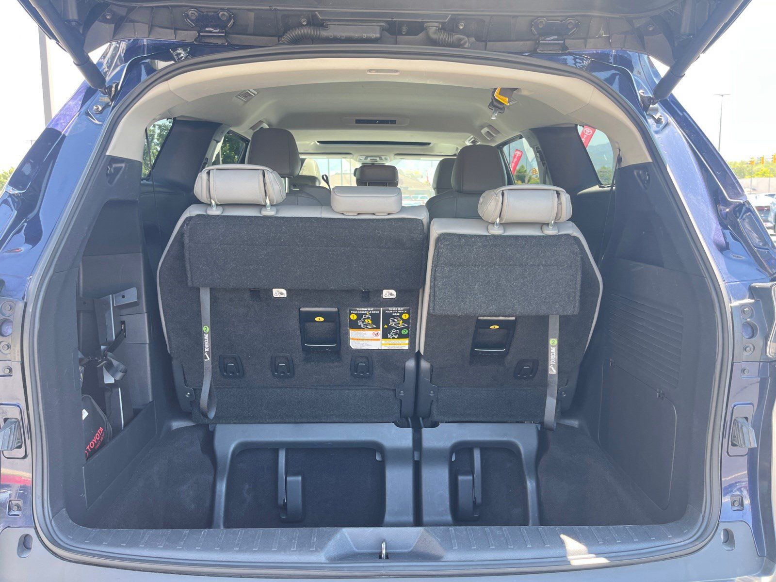 Certified 2026 Toyota Sienna XLE FWD image 16