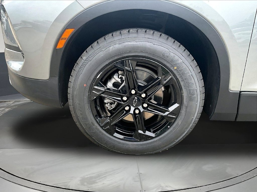 Used 2023 Chevrolet Blazer LT w/ Convenience Package FWD image 36