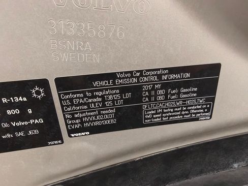 Used 2017 Volvo XC60 T5 Inscription w/ Preferred Option Package image 53