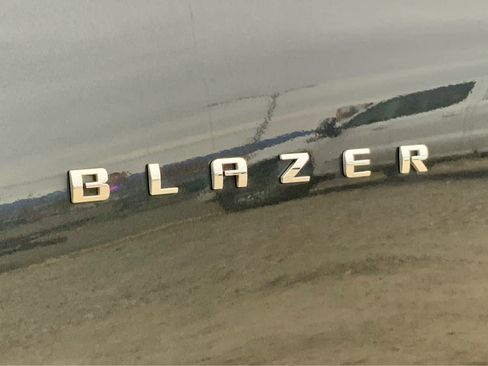 Used 2022 Chevrolet Blazer LT image 20