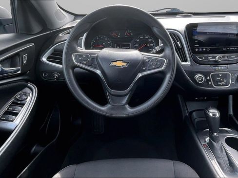 Used 2020 Chevrolet Malibu LS FWD image 5
