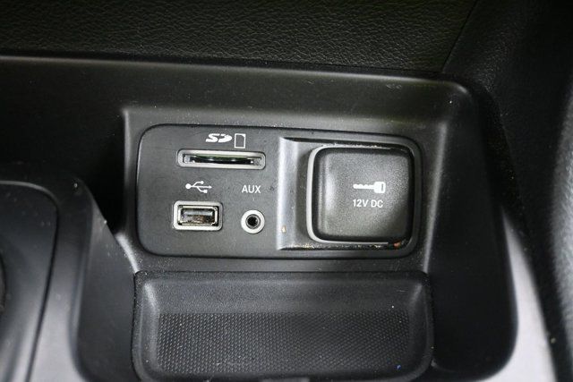 Used 2016 Jeep Cherokee 75th Anniversary AWD/4WD image 32
