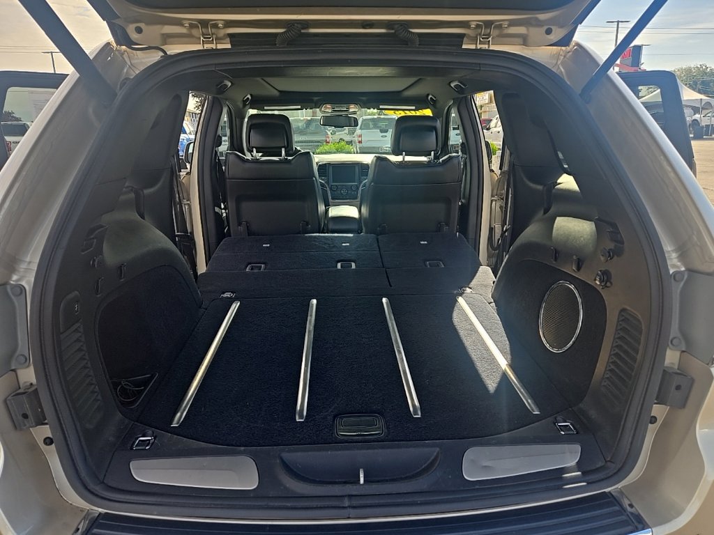 Used 2015 Jeep Grand Cherokee Overland AWD/4WD image 14