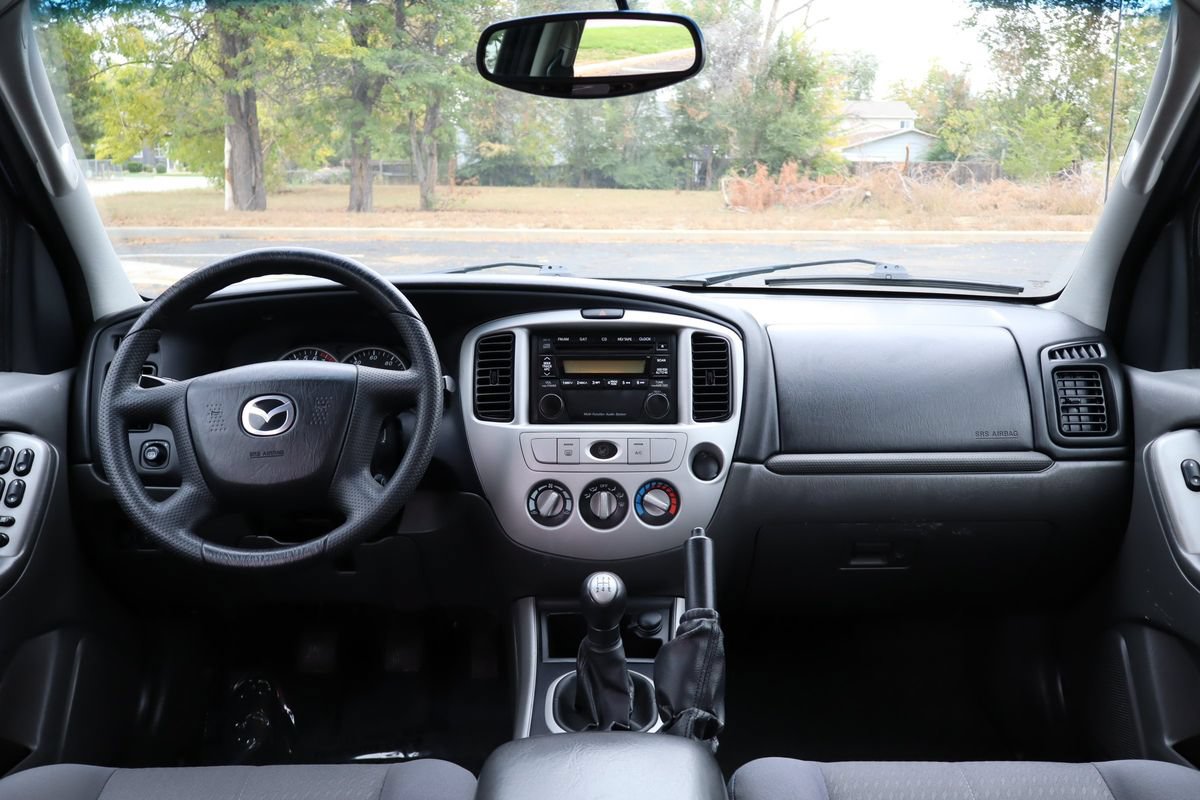 Used 2006 MAZDA Tribute I AWD/4WD image 16