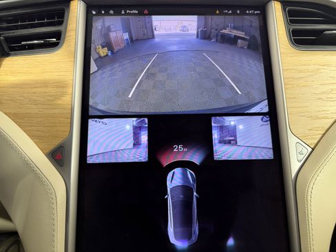 Used 2018 Tesla Model S 100D image 25