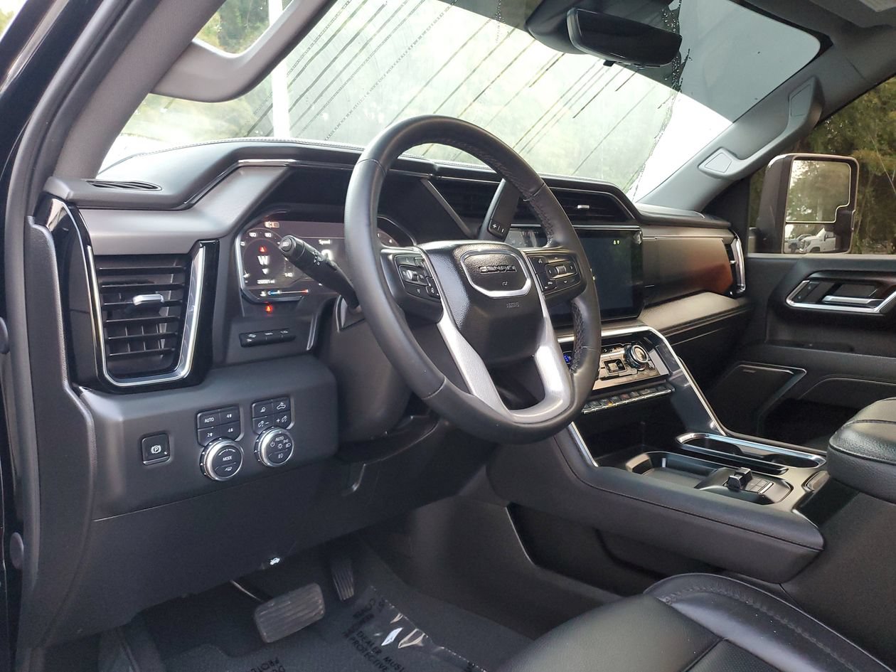 Used 2025 GMC Sierra 2500 Denali w/ Denali Reserve Package AWD/4WD image 20