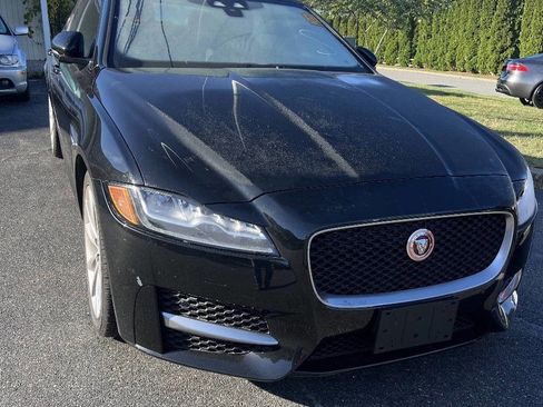 Used 2016 Jaguar XF R-Sport image 3