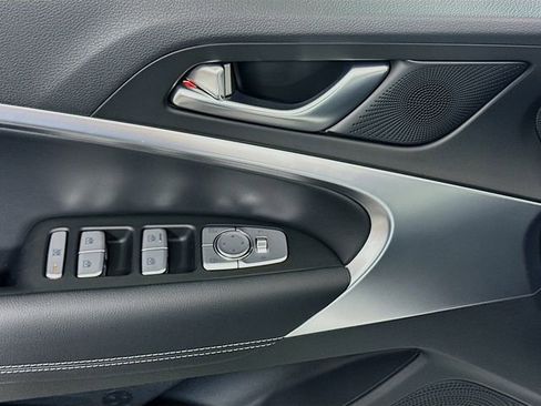 Certified 2026 Genesis G70 2.5T RWD image 20