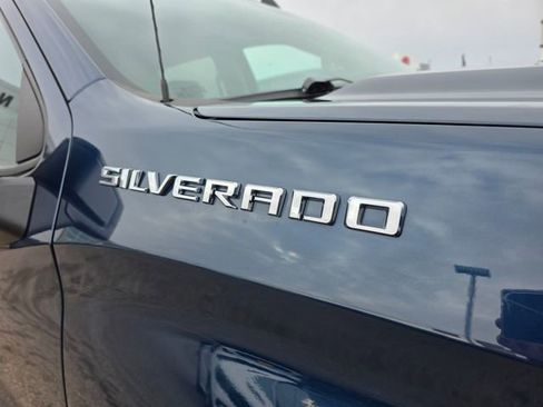 Used 2022 Chevrolet Silverado 1500 Custom AWD/4WD image 7