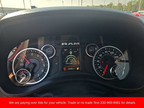 Used 2022 RAM 1500 Big Horn AWD/4WD image 12