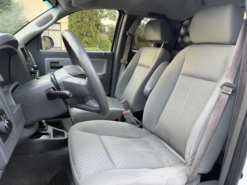 Used 2007 Dodge Dakota ST image 9