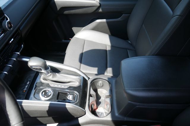Used 2023 Chevrolet Colorado LT w/ LT Convenience Package III AWD/4WD image 23