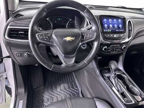 Used 2024 Chevrolet Equinox Premier image 21
