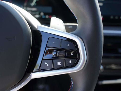 Used 2025 BMW M340i Sedan image 17