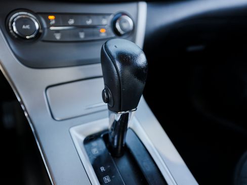 Used 2014 Nissan Sentra SV w/ SV Driver Package image 20