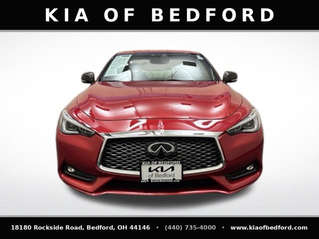 Used 2017 INFINITI Q60 Red Sport 400 AWD/4WD image 2