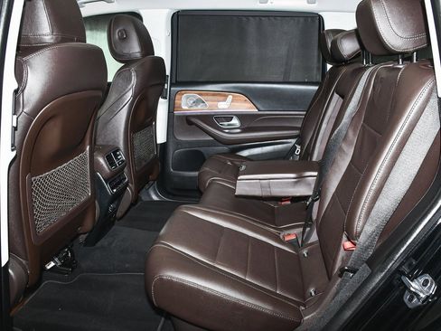 Used 2023 Mercedes-Benz GLS 450 4MATIC image 62