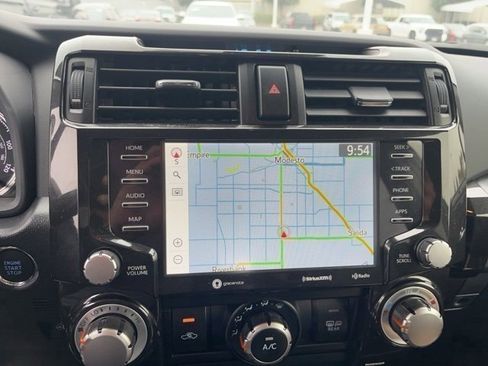 Used 2024 Toyota 4Runner TRD Off-Road Premium image 15