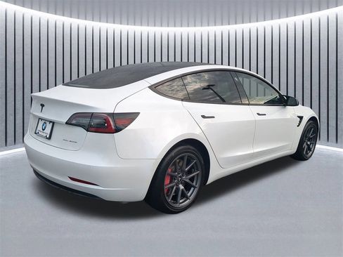 Used 2022 Tesla Model 3 Long Range image 5
