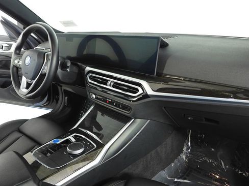 Certified 2023 BMW i4 eDrive40 w/ Premium Package RWD image 13