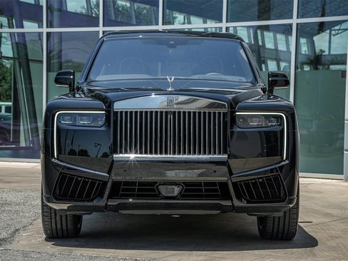 New 2025 Rolls-Royce Cullinan image 5