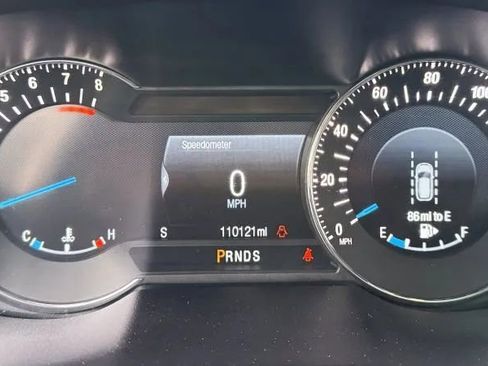 Used 2018 Ford Explorer Platinum image 27