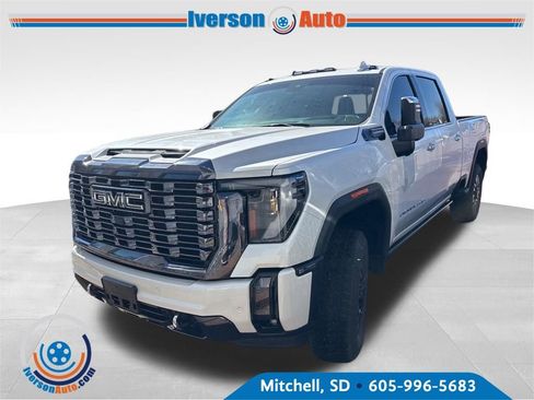 Used 2024 GMC Sierra 2500 Denali Ultimate image 3