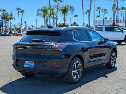 Used 2026 Chevrolet Equinox EV LT w/ LPO, All-Weather Mat Package image 5