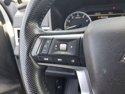 Used 2024 Mitsubishi Outlander FWD image 26