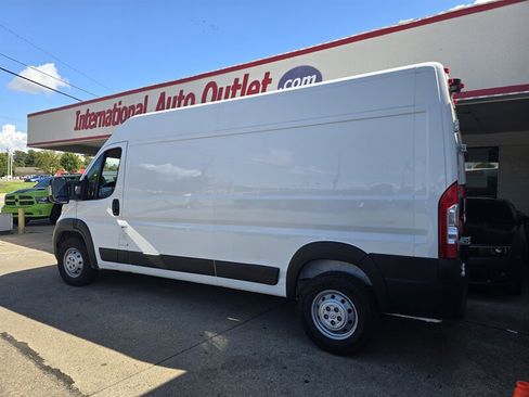Used 2023 RAM ProMaster 2500 FWD image 6