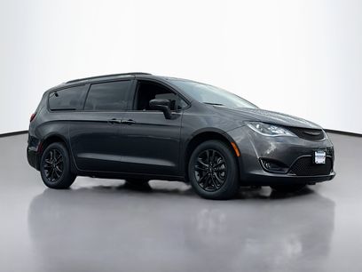 Used 2020 Chrysler Pacifica Touring-L