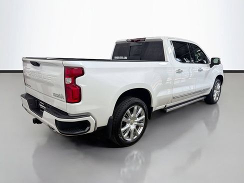 Used 2023 Chevrolet Silverado 1500 High Country w/ High Country Premium Package AWD/4WD image 9