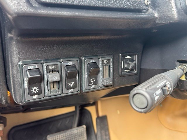 Used 2001 HUMMER H1 4-Door Open Top AWD/4WD image 13
