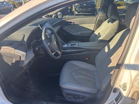 Certified 2021 Toyota Avalon XLE image 16